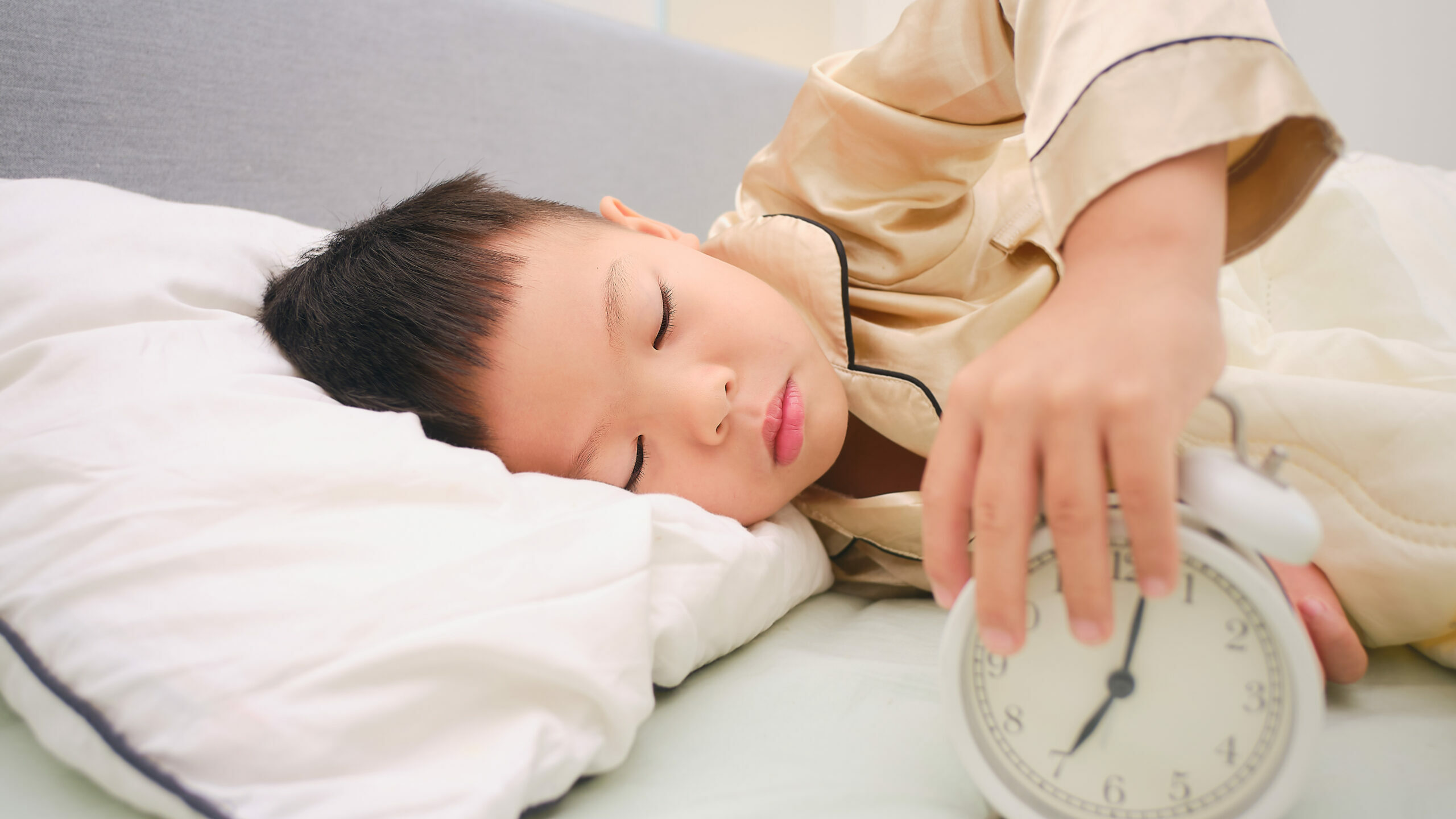 How much difference can sleep make to myopia risk?