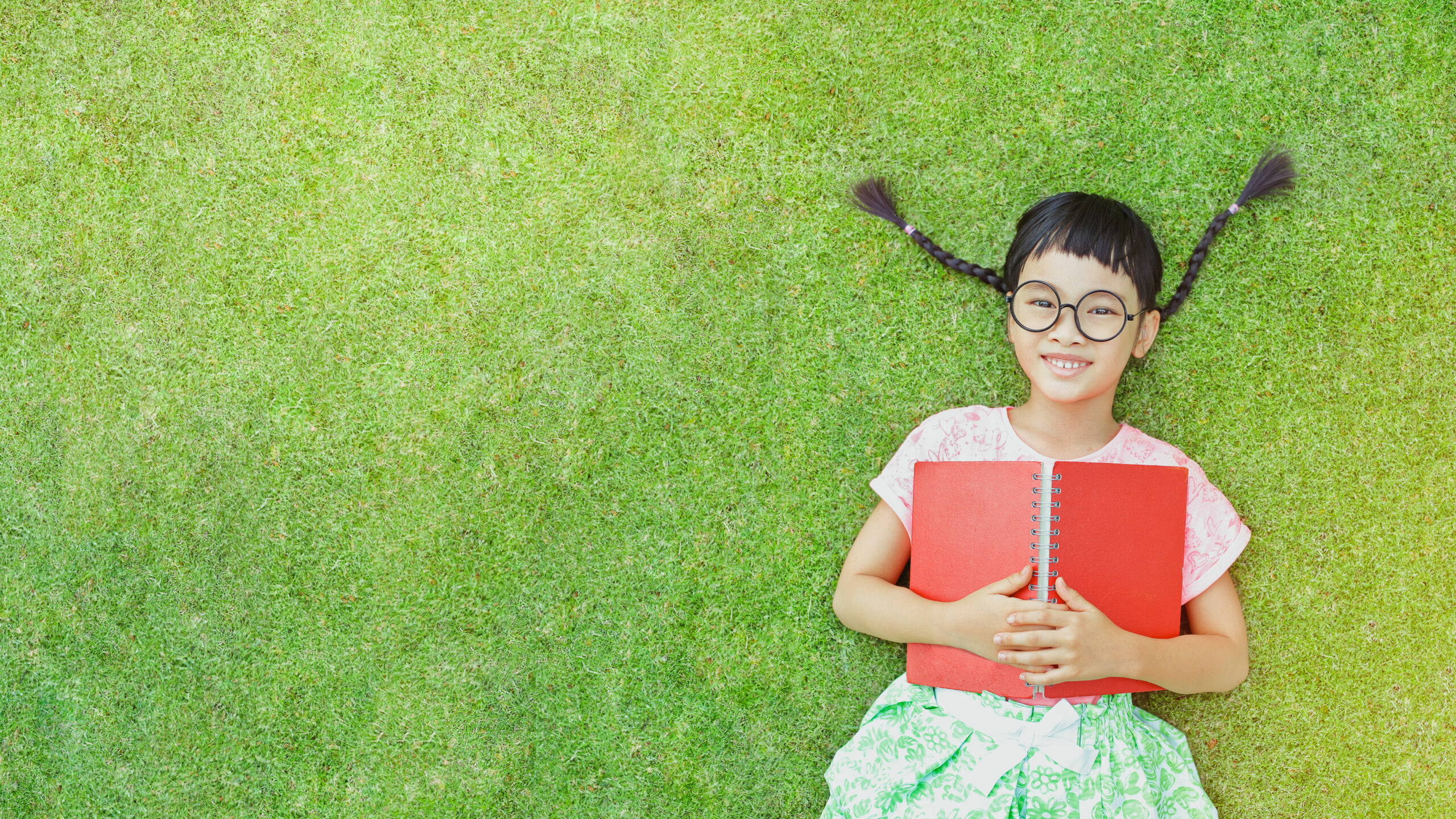 Myopia control efficacy over three years with highly aspherical lenslet (HAL) spectacle lenses