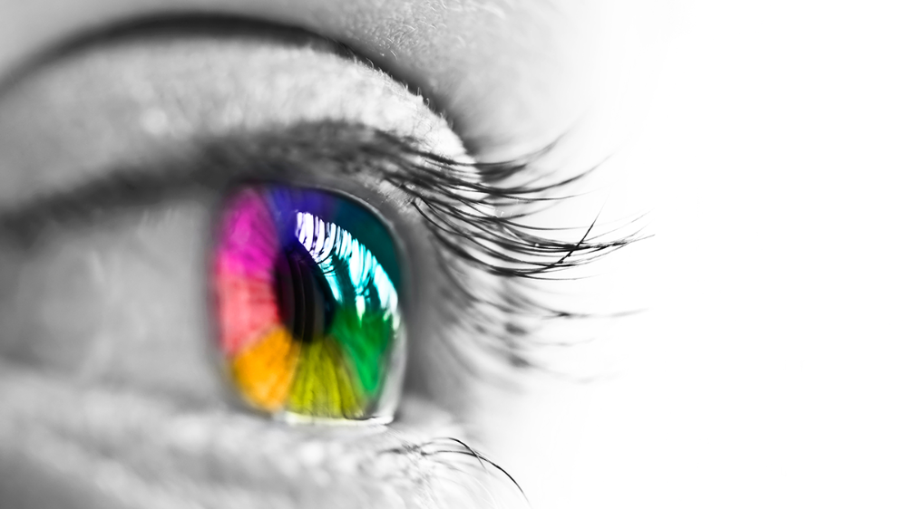 Rainbow-pattern-on-eye.png