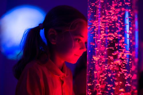 Follow-up on red-light: safety, efficacy and the rebound effect